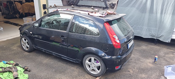 Ford Fiesta 4 of 30