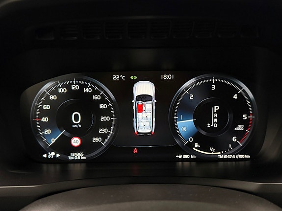 Volvo XC90 22 of 30
