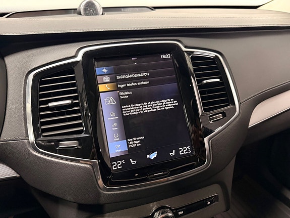 Volvo XC90 27 of 30
