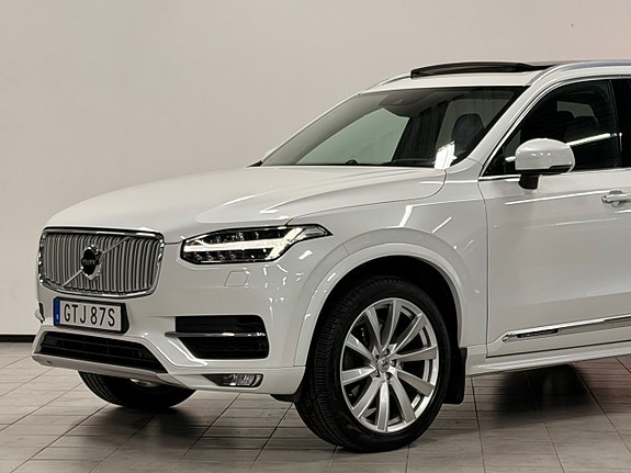 Volvo XC90 6 of 30