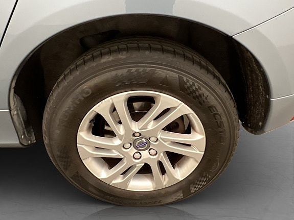Volvo XC60 25 of 27