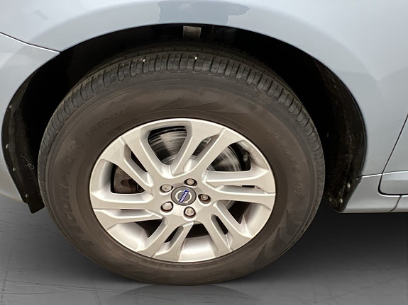Volvo XC60 24 of 27