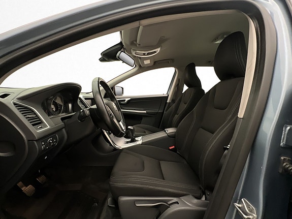 Volvo XC60 14 of 27
