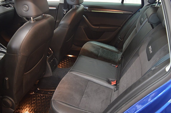 Skoda Octavia Scout 17 of 20