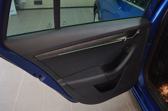 Skoda Octavia Scout 16 of 20
