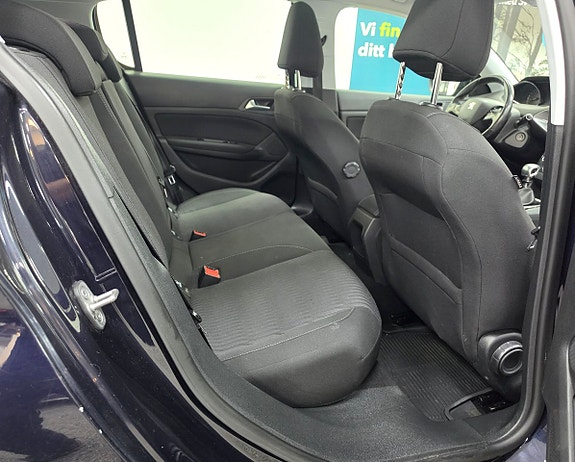 Peugeot 308 13 of 17