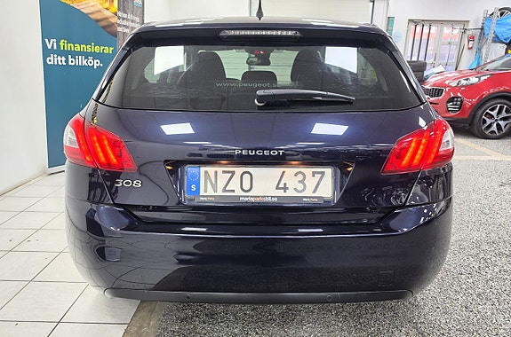 Peugeot 308 14 of 17
