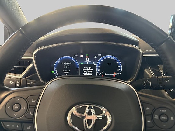 Toyota Corolla 15 of 19