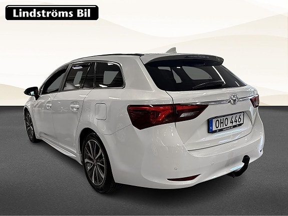 Toyota Avensis 4 of 20