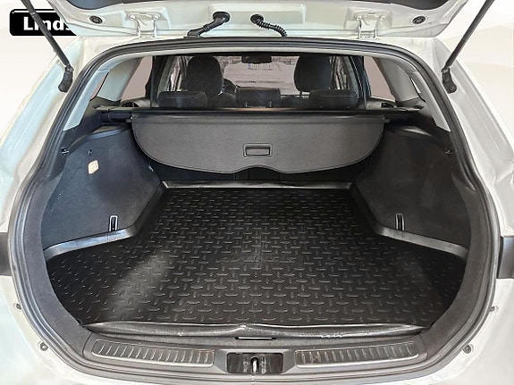 Toyota Avensis 12 of 20