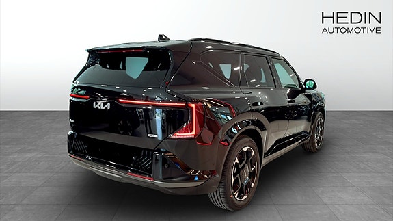 Kia EV5 2 of 12