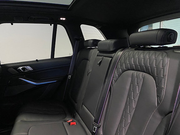 BMW X5 12 of 16