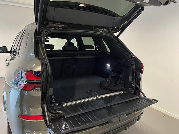 BMW X5 13 of 16