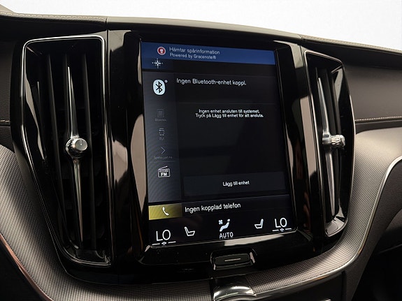 Volvo XC60 24 of 30