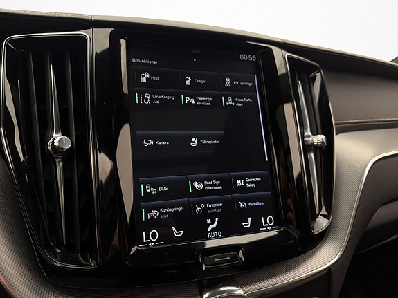 Volvo XC60 20 of 30