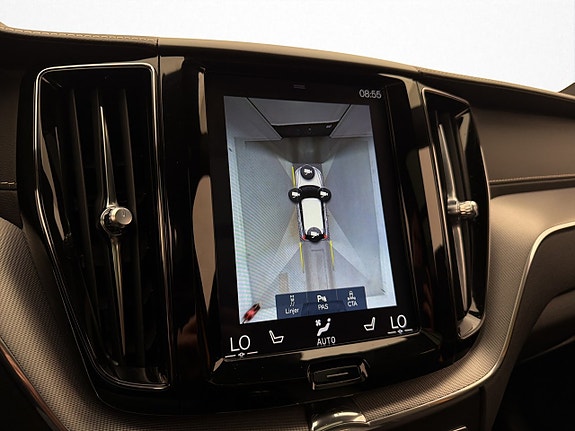 Volvo XC60 19 of 30