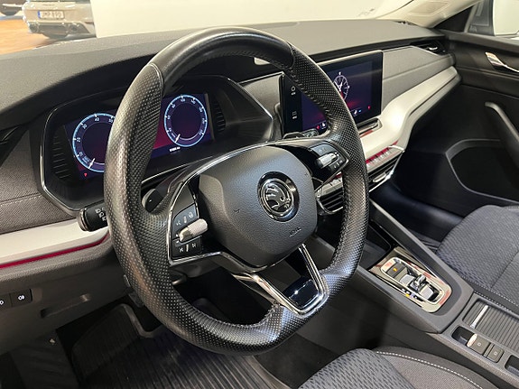 Skoda Octavia 12 of 23
