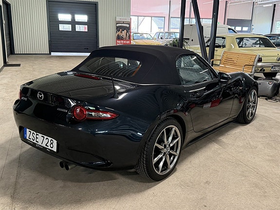 Mazda MX-5 15 of 15