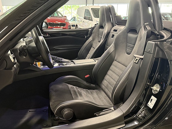 Mazda MX-5 9 of 15