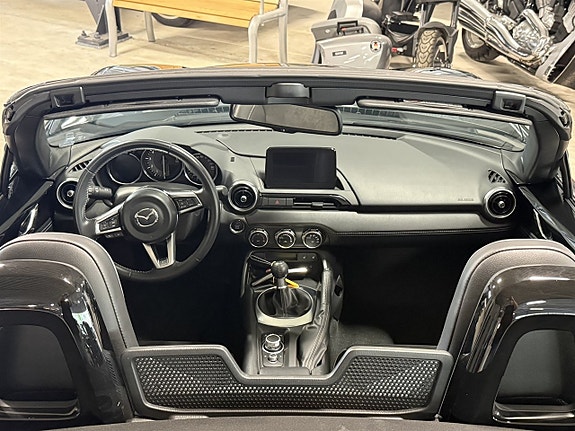 Mazda MX-5 6 of 15