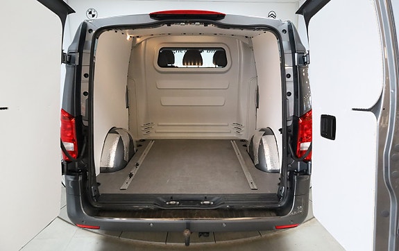 Mercedes-Benz Vito 119 11 of 24