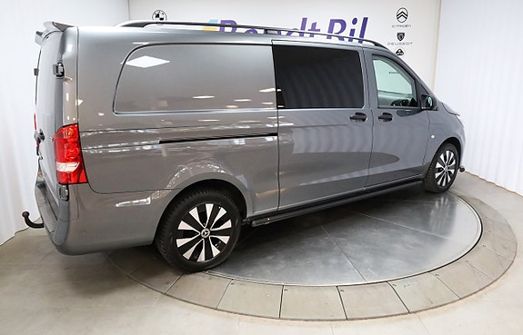 Mercedes-Benz Vito 119 13 of 24