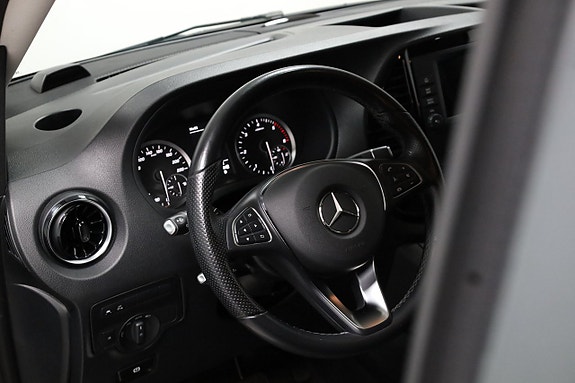Mercedes-Benz Vito 119 6 of 24