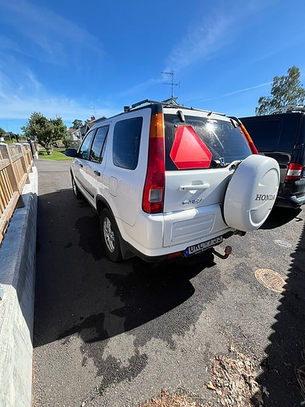Honda CR-V 2 of 7