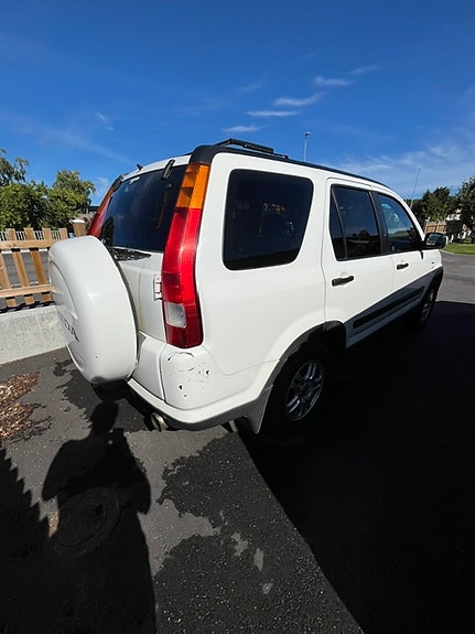 Honda CR-V 3 of 7