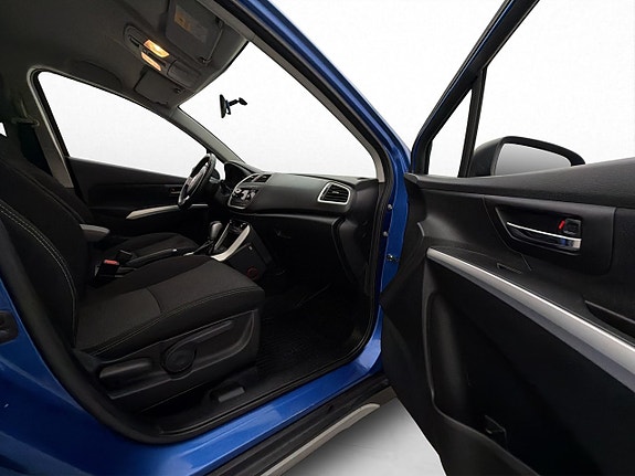 Suzuki SX4 S-Cross 24 of 29