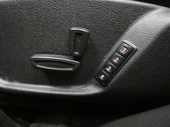 Ford Mondeo 8 of 17