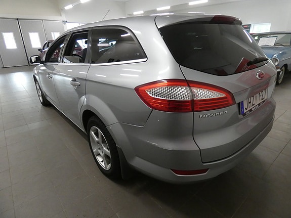 Ford Mondeo 4 of 17