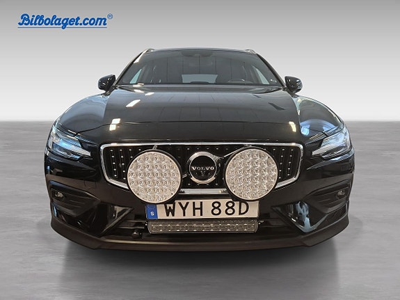 Volvo V60 Cross Country 6 of 11