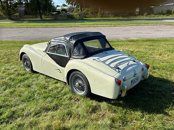 Triumph TR3 4 of 5