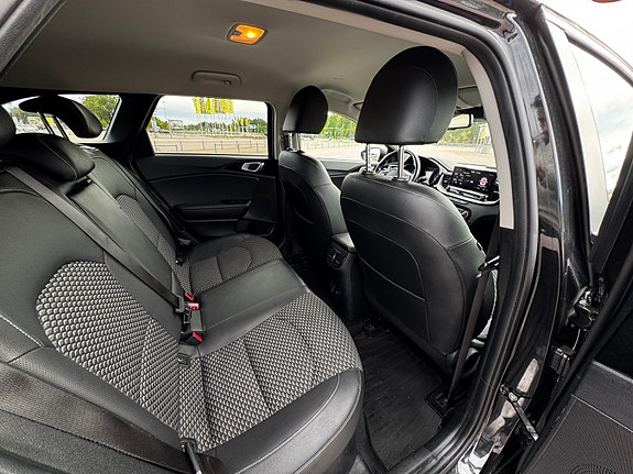 Kia Ceed 15 of 22
