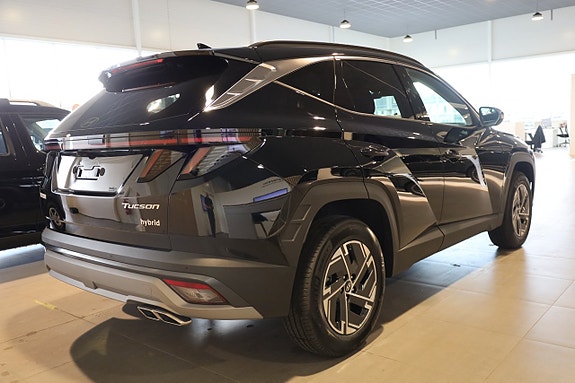 Hyundai Tucson 4 of 26