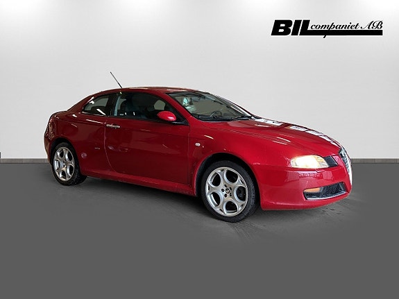 Alfa Romeo GT 4 of 15