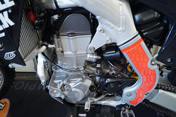 Honda CRF 450 "Öhlins mm.." 2 of 11