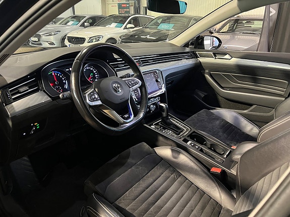 Volkswagen Passat 6 of 18
