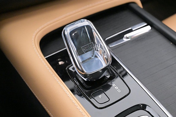 Volvo XC90 19 of 27