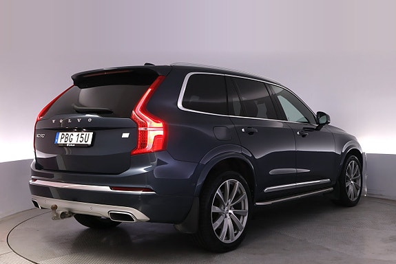 Volvo XC90 5 of 27