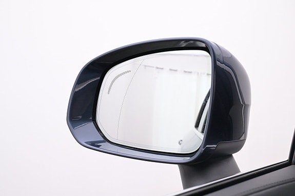 Volvo XC90 21 of 27