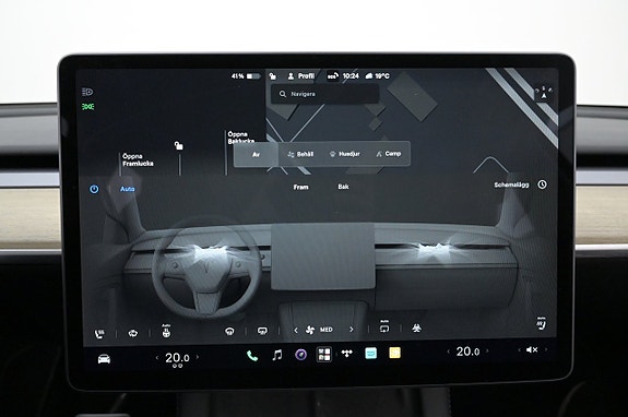 Tesla Model Y 20 of 27