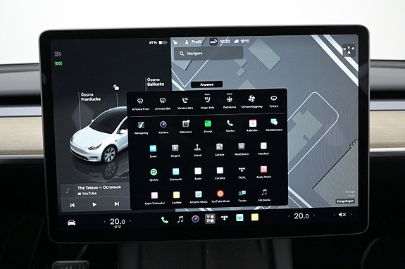 Tesla Model Y 22 of 27