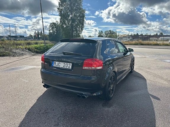 Audi S3 4 of 19