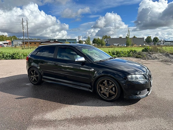 Audi S3 2 of 19