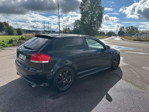 Audi S3 3 of 19