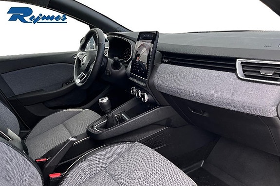 Renault Clio V 13 of 20