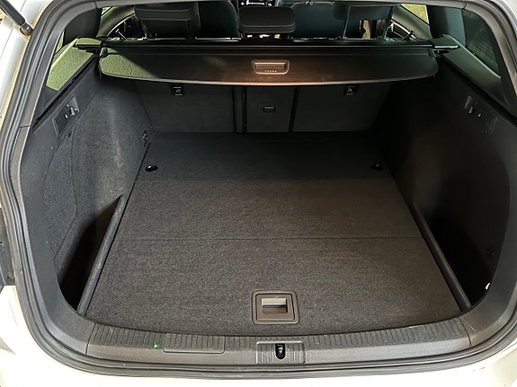 Volkswagen Golf I 17 of 17