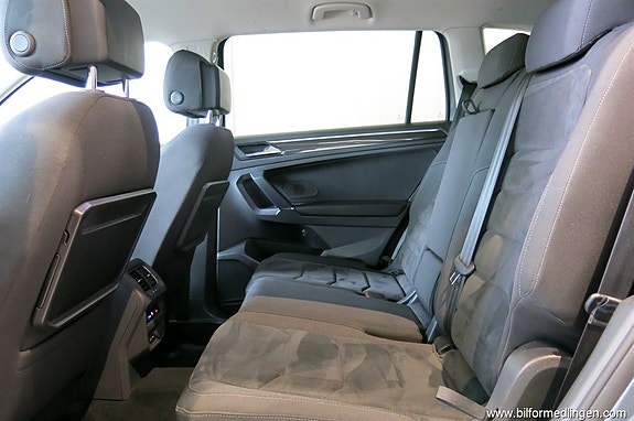 Volkswagen Tiguan Allspace 8 of 21